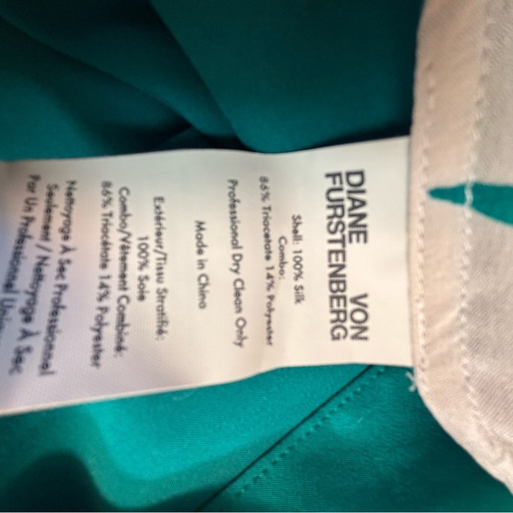 Diane von Furstenberg Silk Ivory Magenta Teal Navy Bohemian Floral Wrap Blouse S - Picture 15 of 15